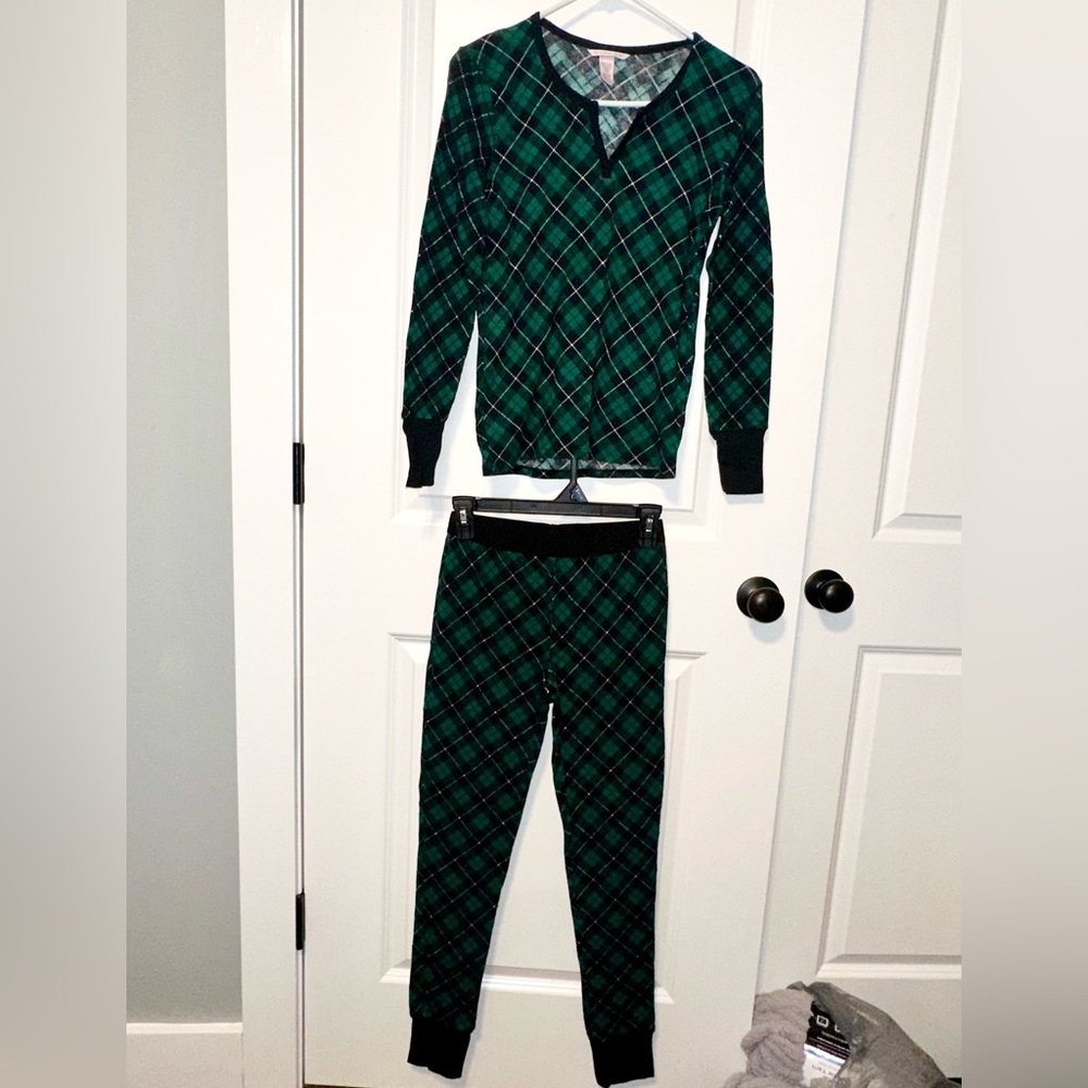 NWOT Victoria’s Secret Green Plaid Pajama Set Women’s XS